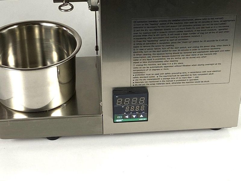 Маслопресс (пресс для масла) шнековый Dulong TN 600W (5-6 л/час) с термостатом для холодного отжима масла 041107 фото